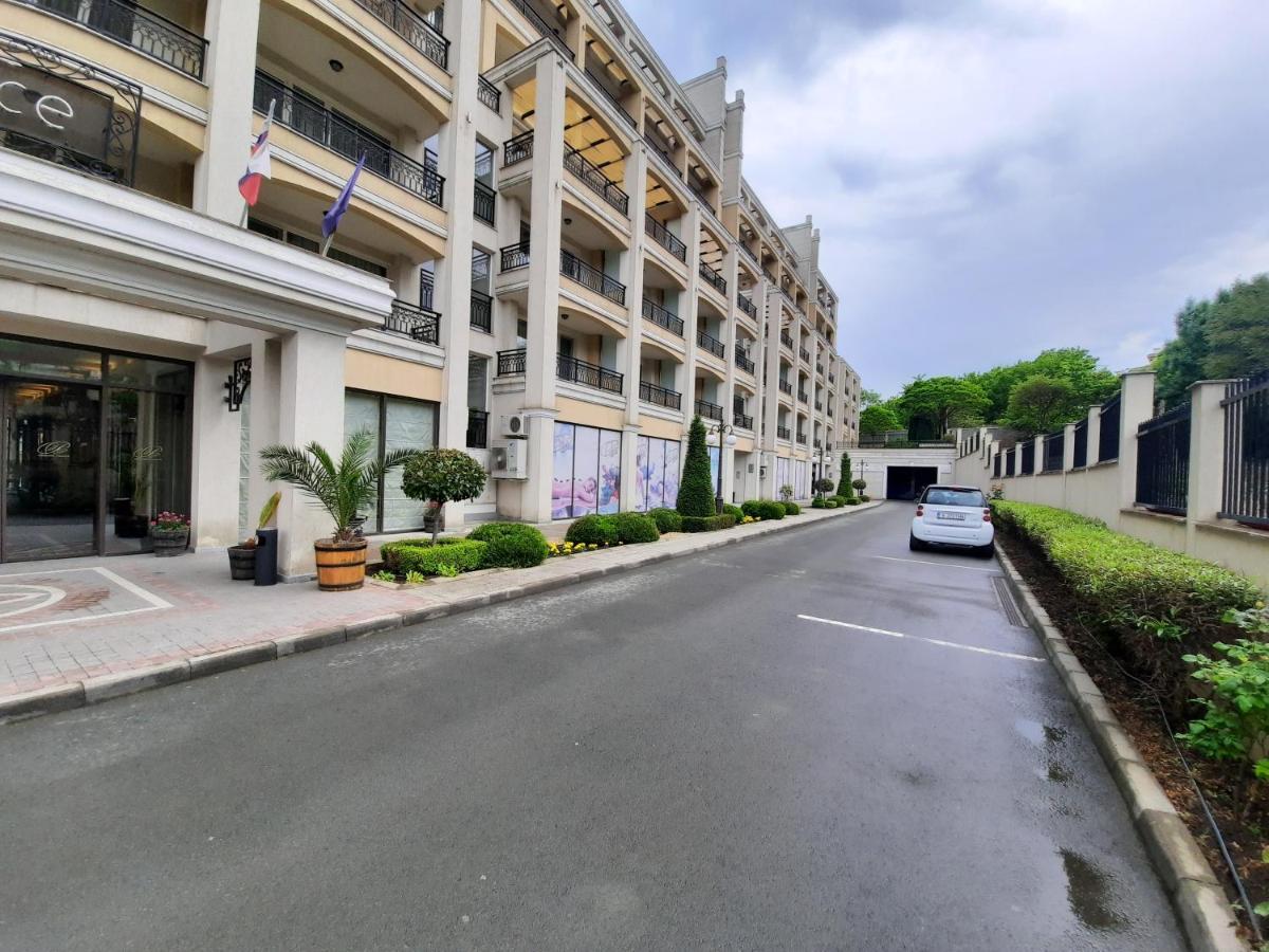Private Apartments By The Sea With A Large Terrace In Apart Hotel! Pomorie Exterior photo