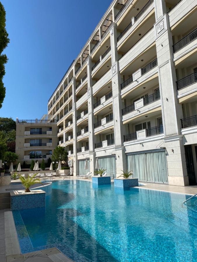Private Apartments By The Sea With A Large Terrace In Apart Hotel! Pomorie Exterior photo
