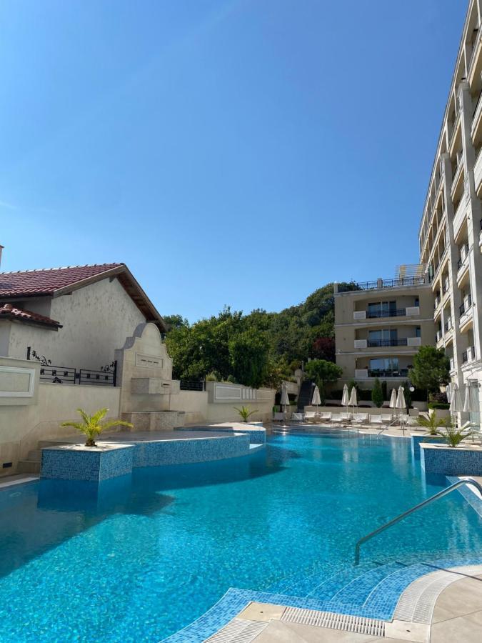 Private Apartments By The Sea With A Large Terrace In Apart Hotel! Pomorie Exterior photo