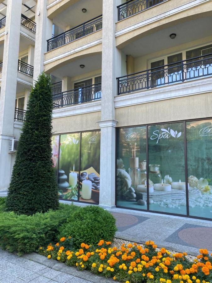 Private Apartments By The Sea With A Large Terrace In Apart Hotel! Pomorie Exterior photo